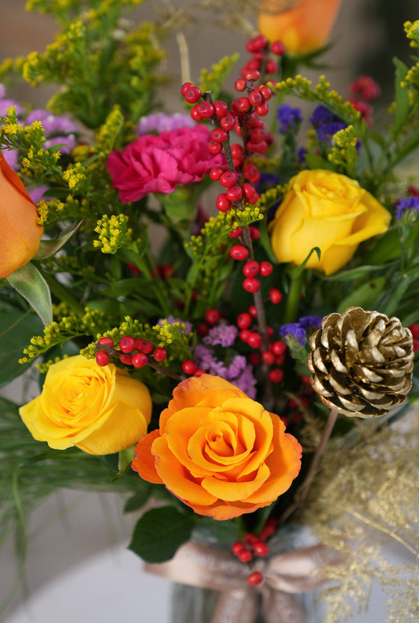 Vibrant Christmas Vase Christmas Flowers Ireland Christmas Flower Delivery Dublin & Ireland