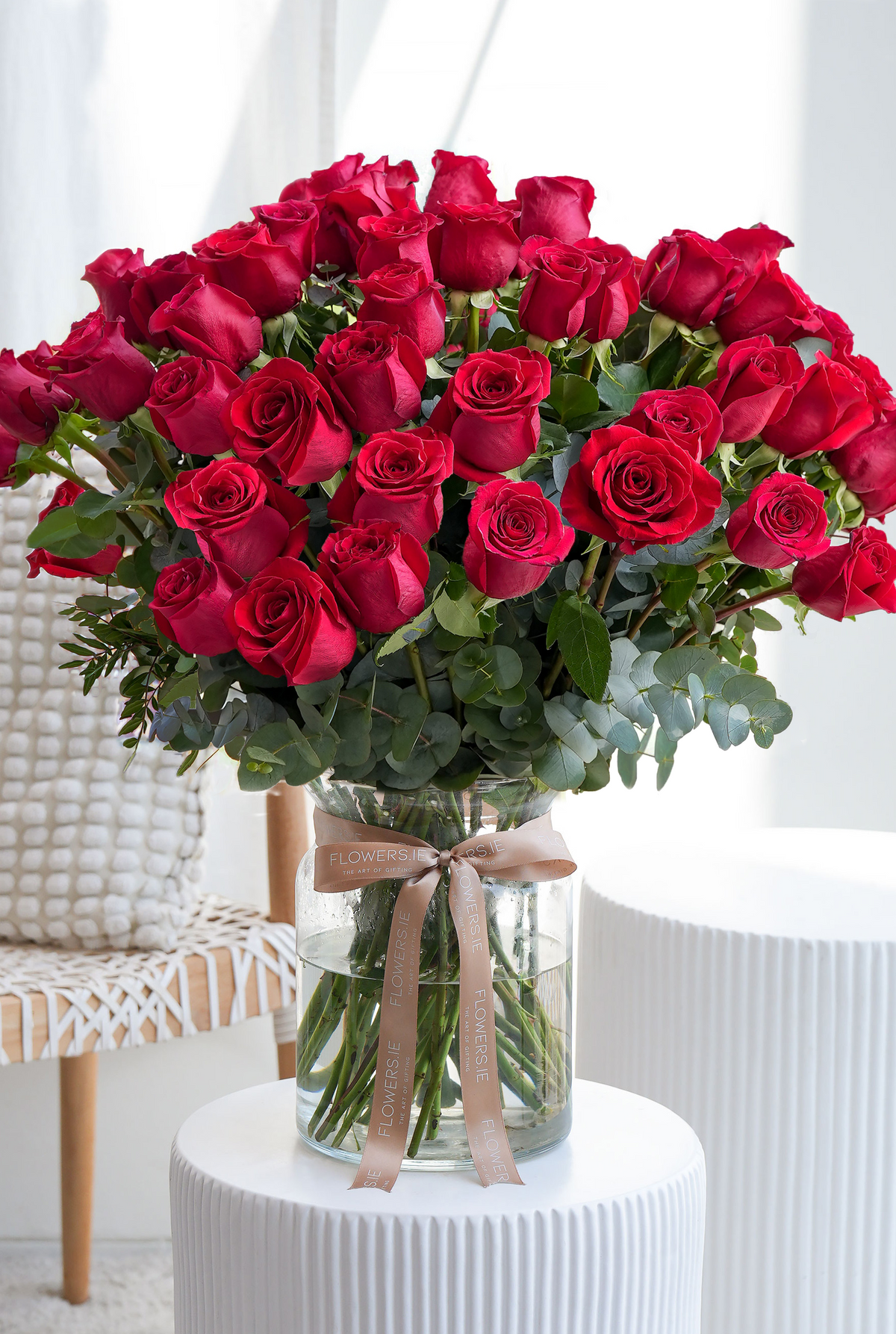 100 Long Stem Red Roses - Vase