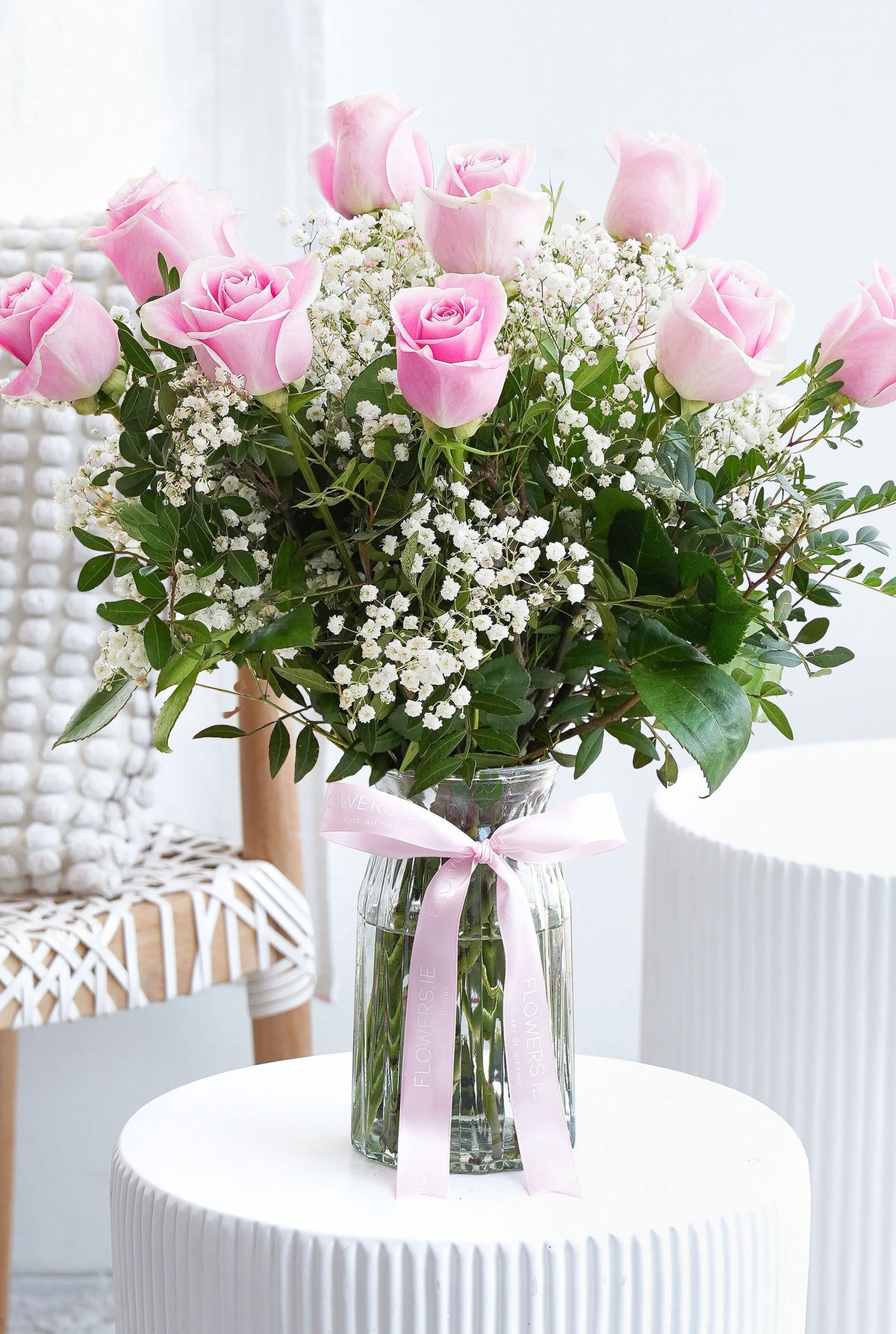 12 Long Stem Pink Roses - Vase