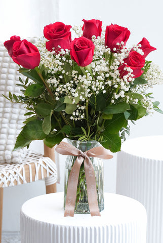 12 Long Stem Red Roses - Vase
