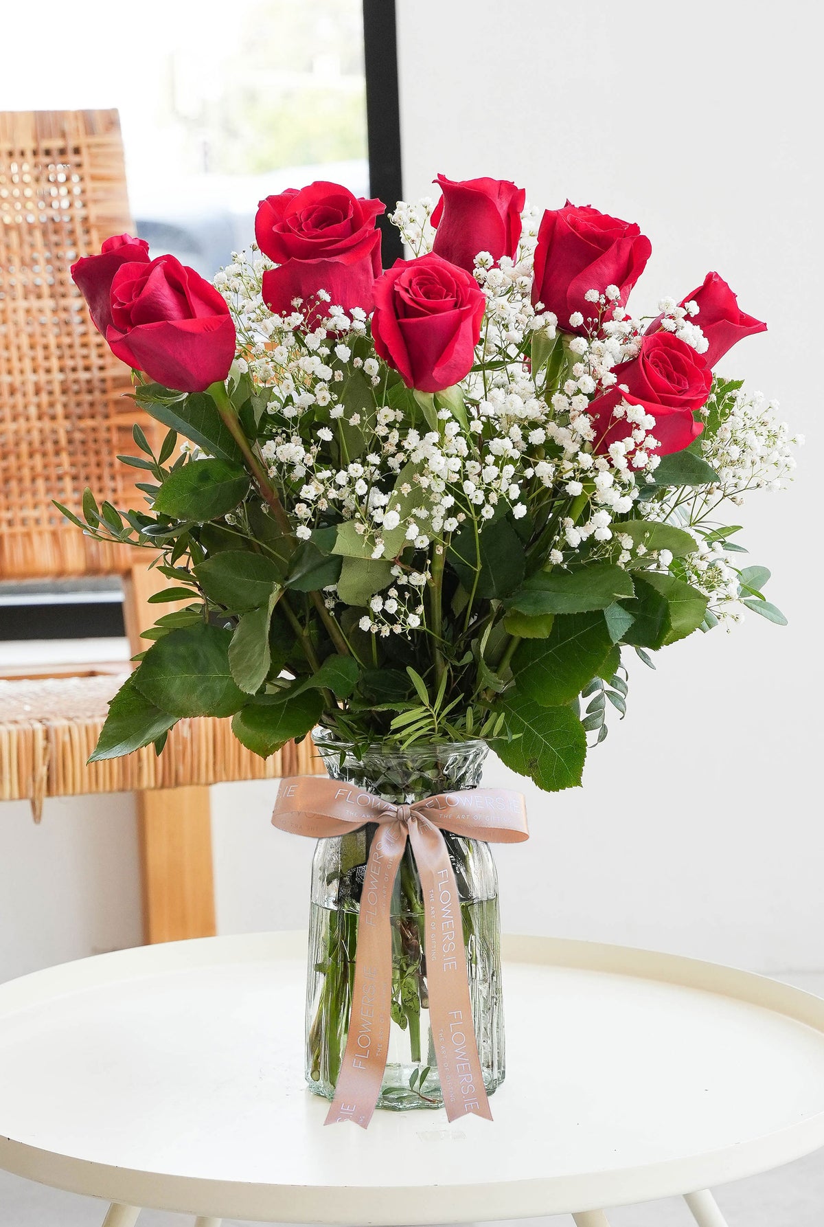 12 Long Stem Red Roses - Vase
