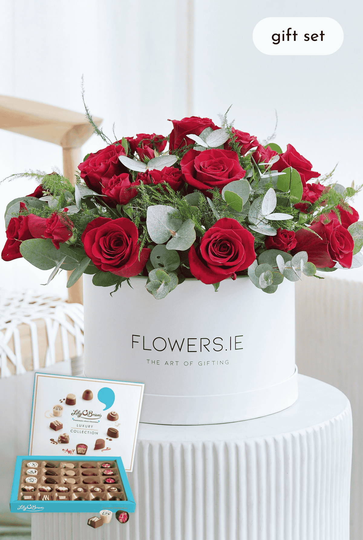 Women's Day Eternal Red - Hatbox