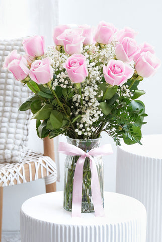 18 Long Stem Pink Roses - Vase