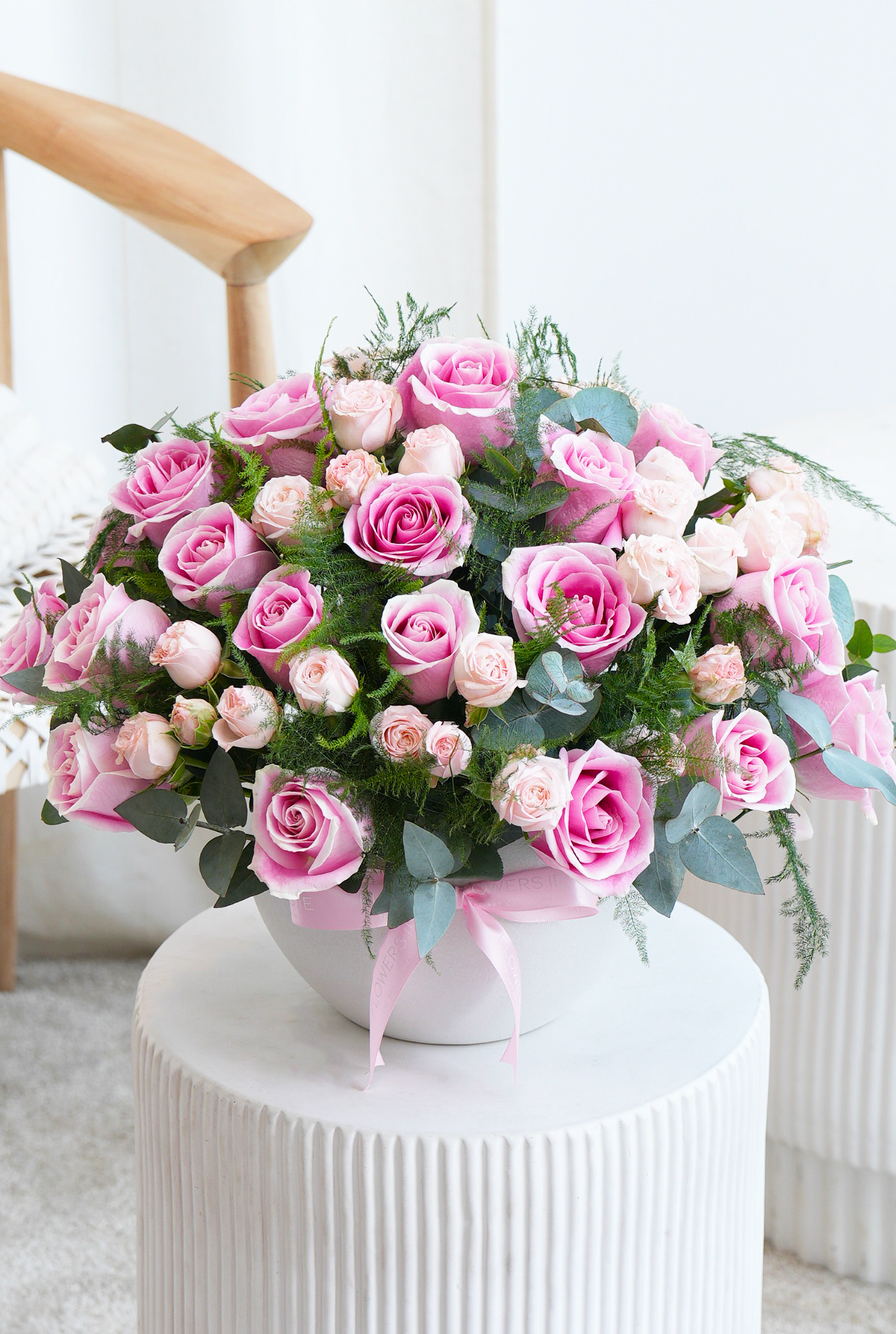 Valentine 24 Pretty Pink Rose Luxury - Arrangement