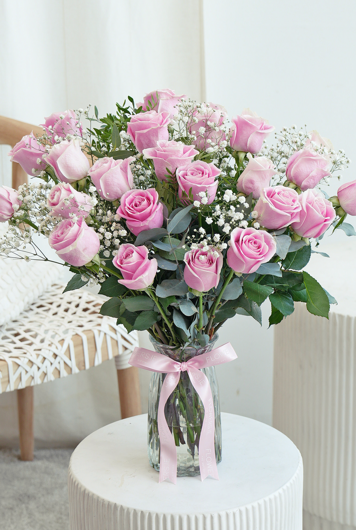 Valentine 24 Pretty Pink Rose - Vase
