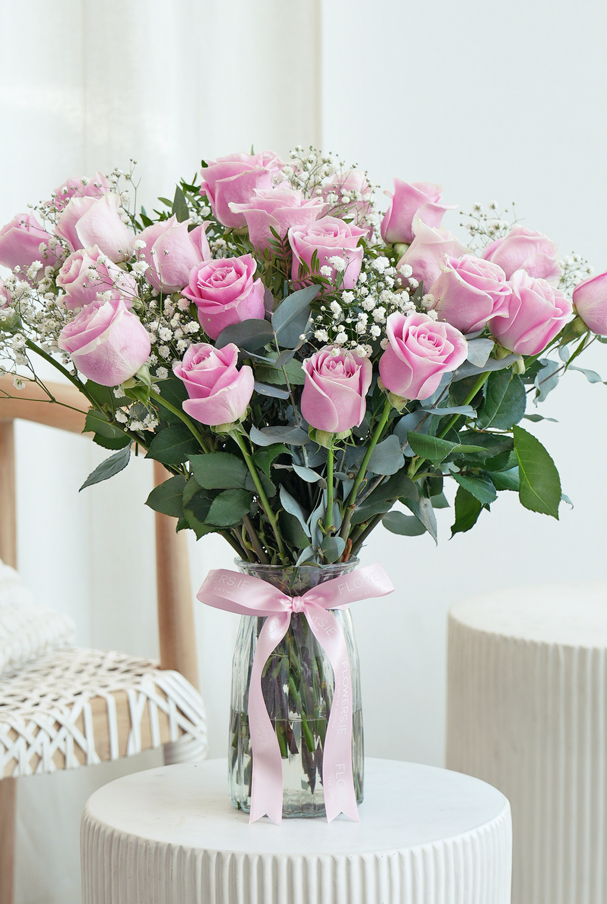 Valentine 24 Pretty Pink Rose - Vase