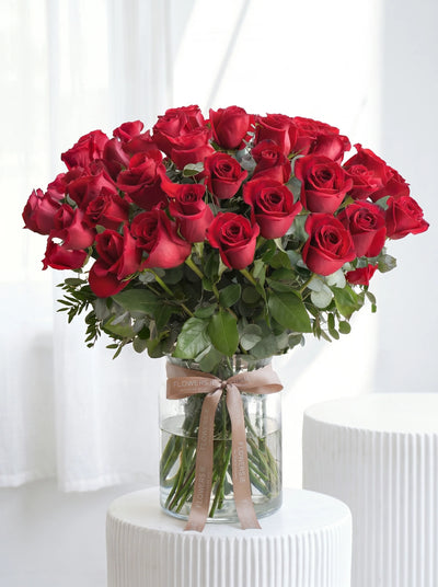 50 Long Stem Red Roses - Vase