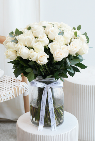 Valentine 50 White Roses Supreme - Vase