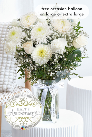 Anniversary White Serenity - Vase