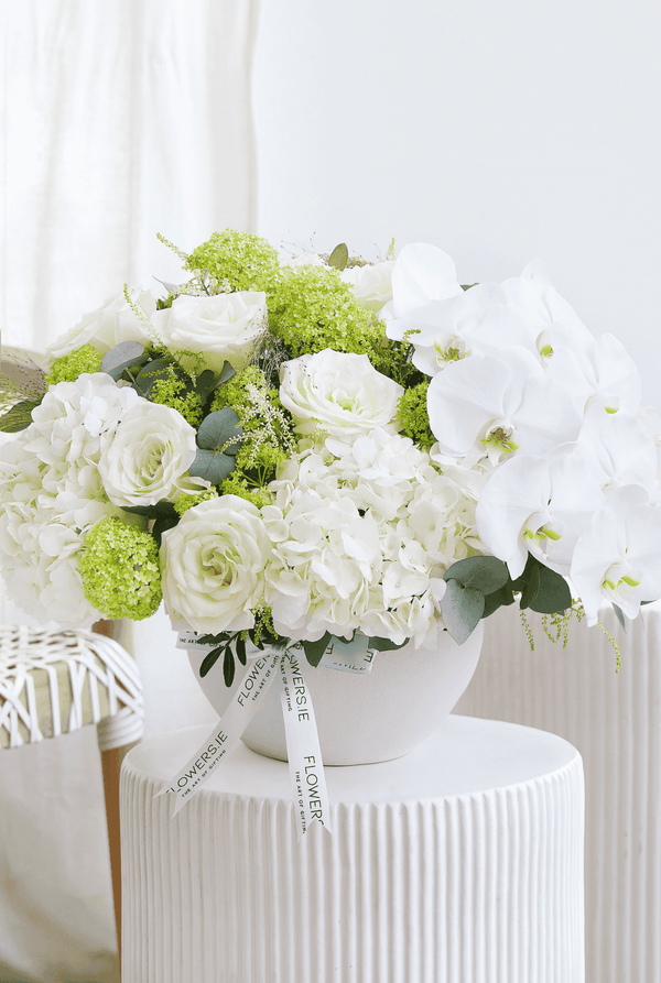 Elegant Luxury - Arrangement