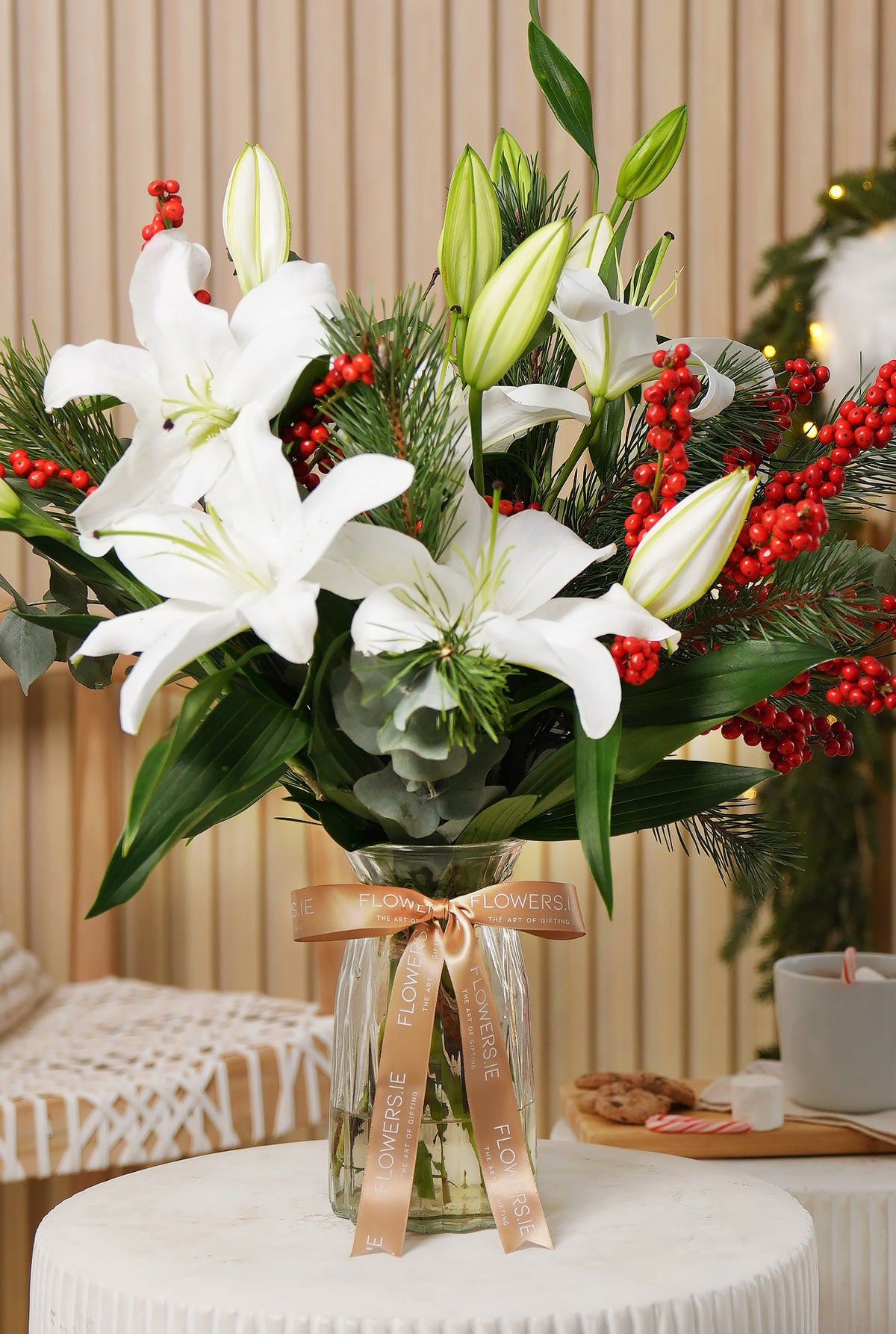 Christmas White Scented Lily - Vase