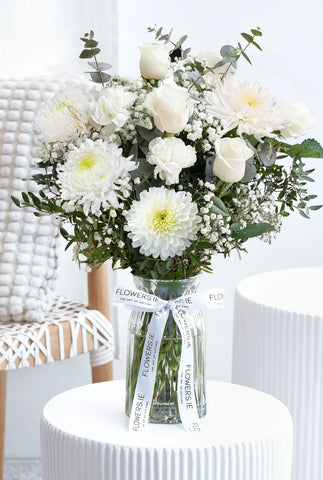 White Serenity - Vase