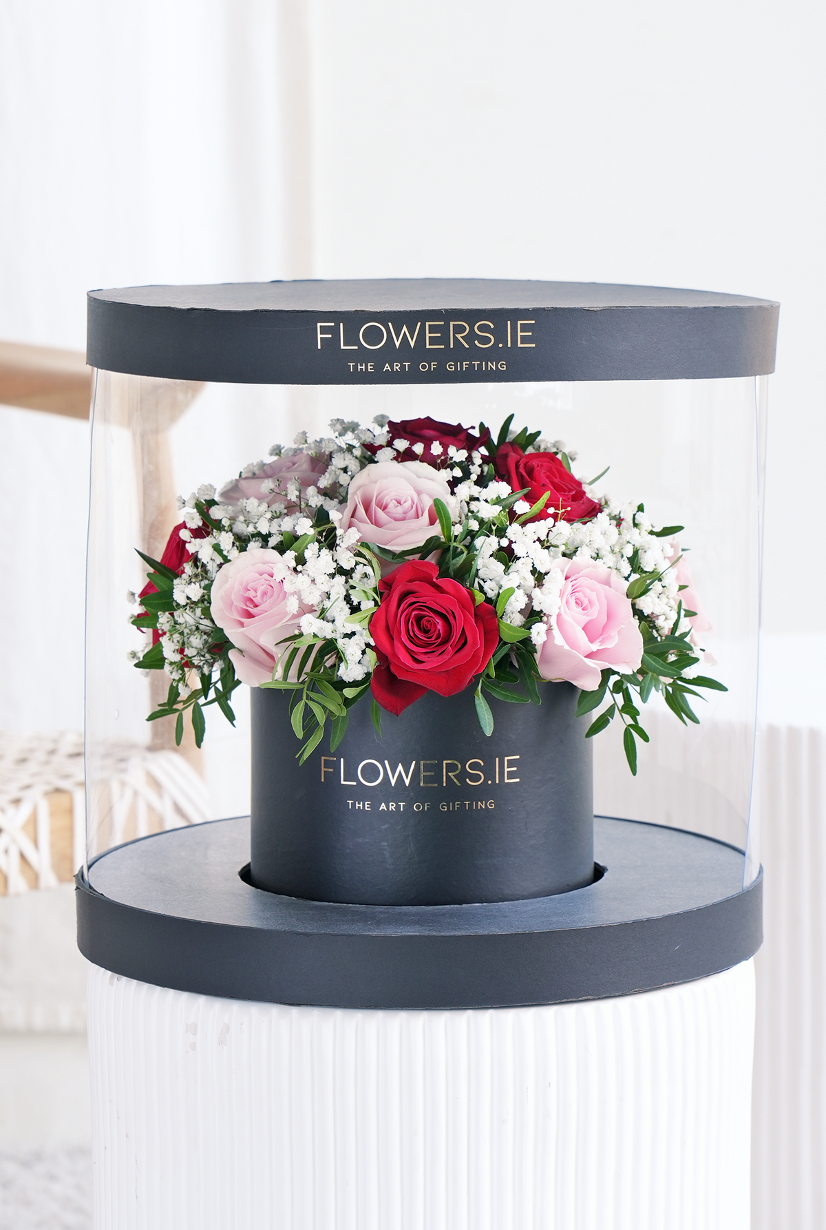 Valentine Premium Red and Pink Rose - Hatbox