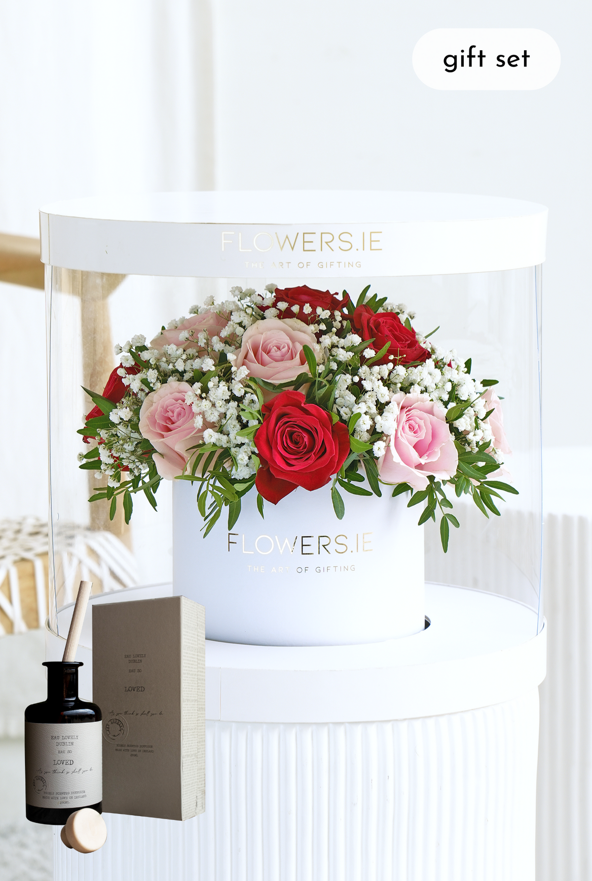 Valentine Premium Red and Pink Rose - Hatbox