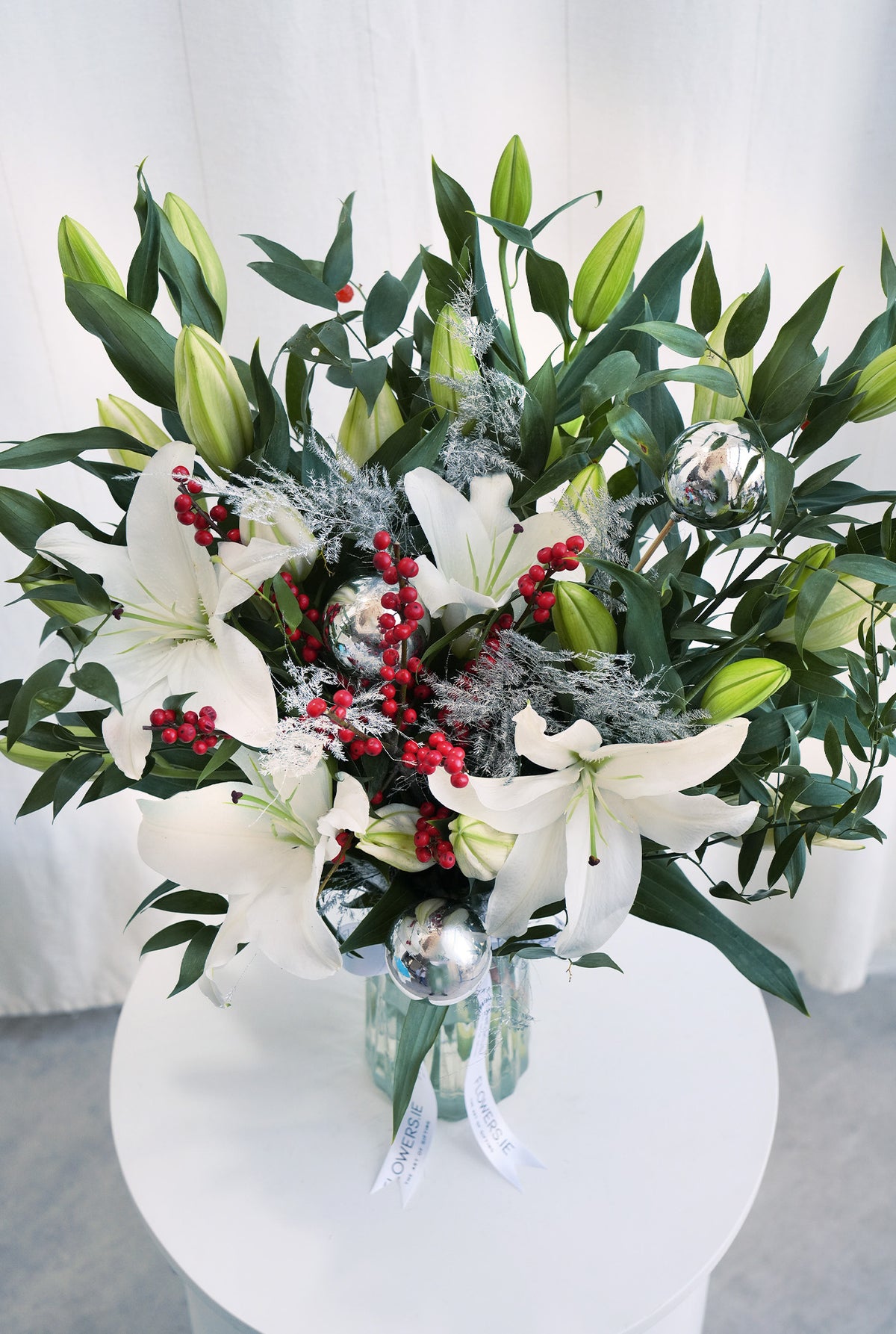 White Scented Lily Christmas - Vase