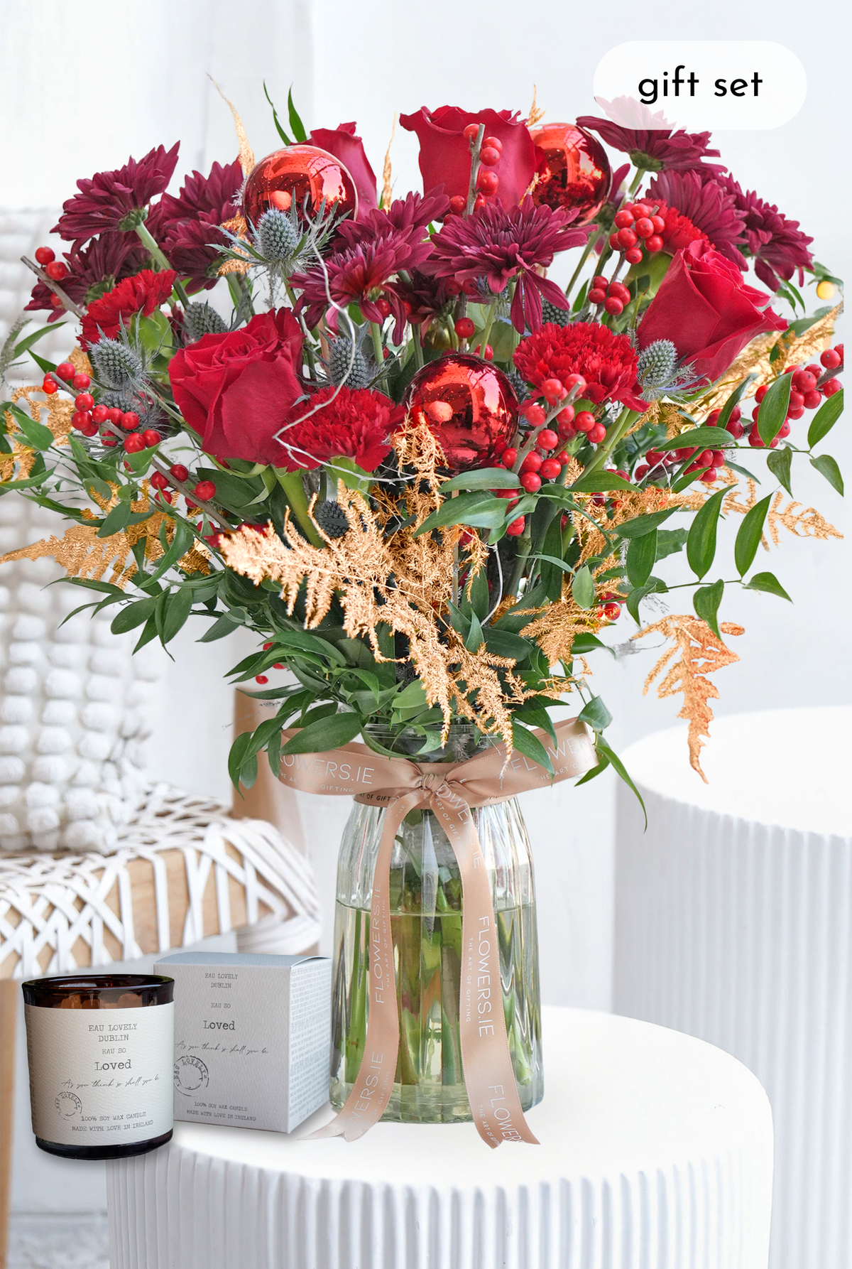 Festive Christmas - Vase with Candle