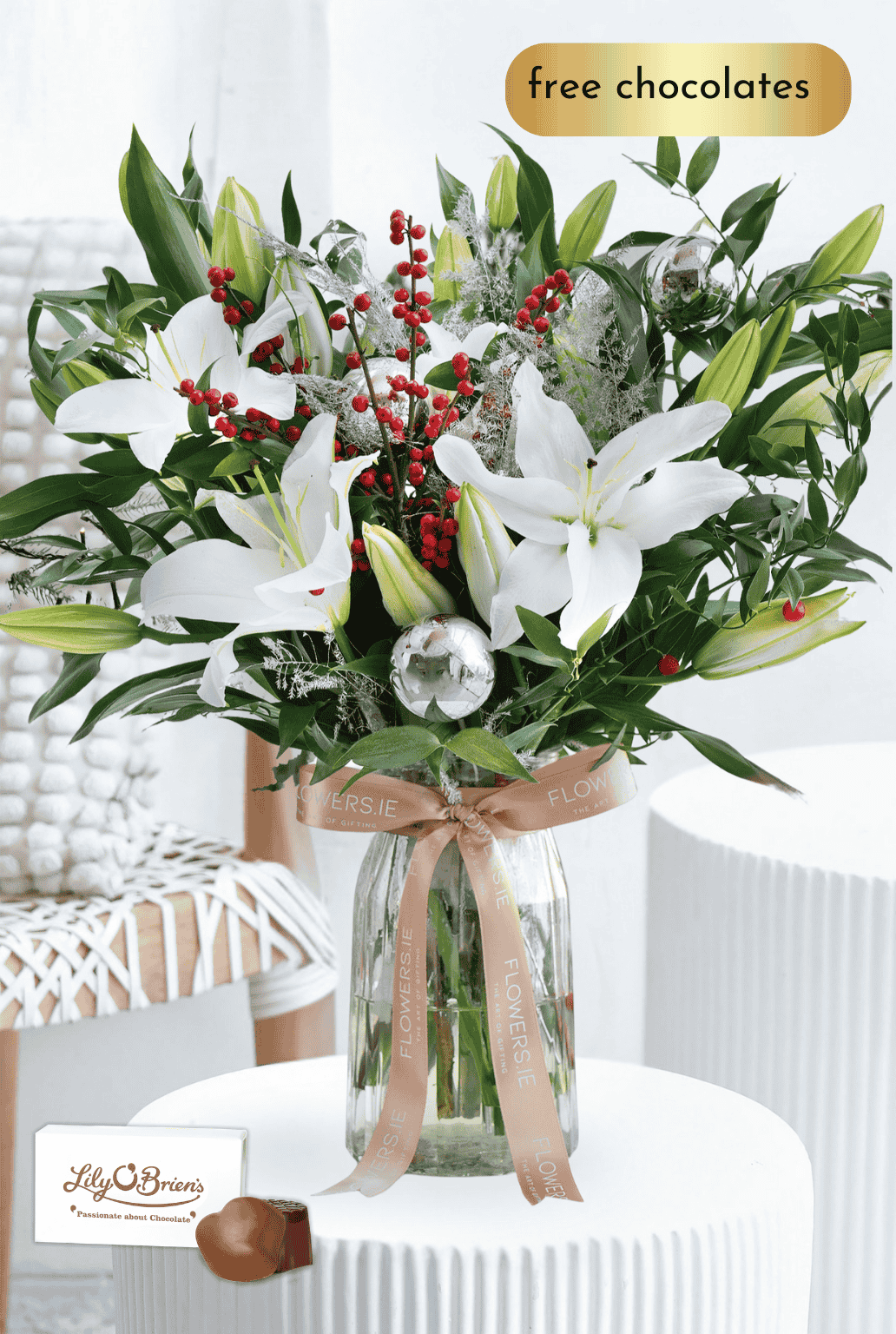 White Scented Lily Christmas - Vase