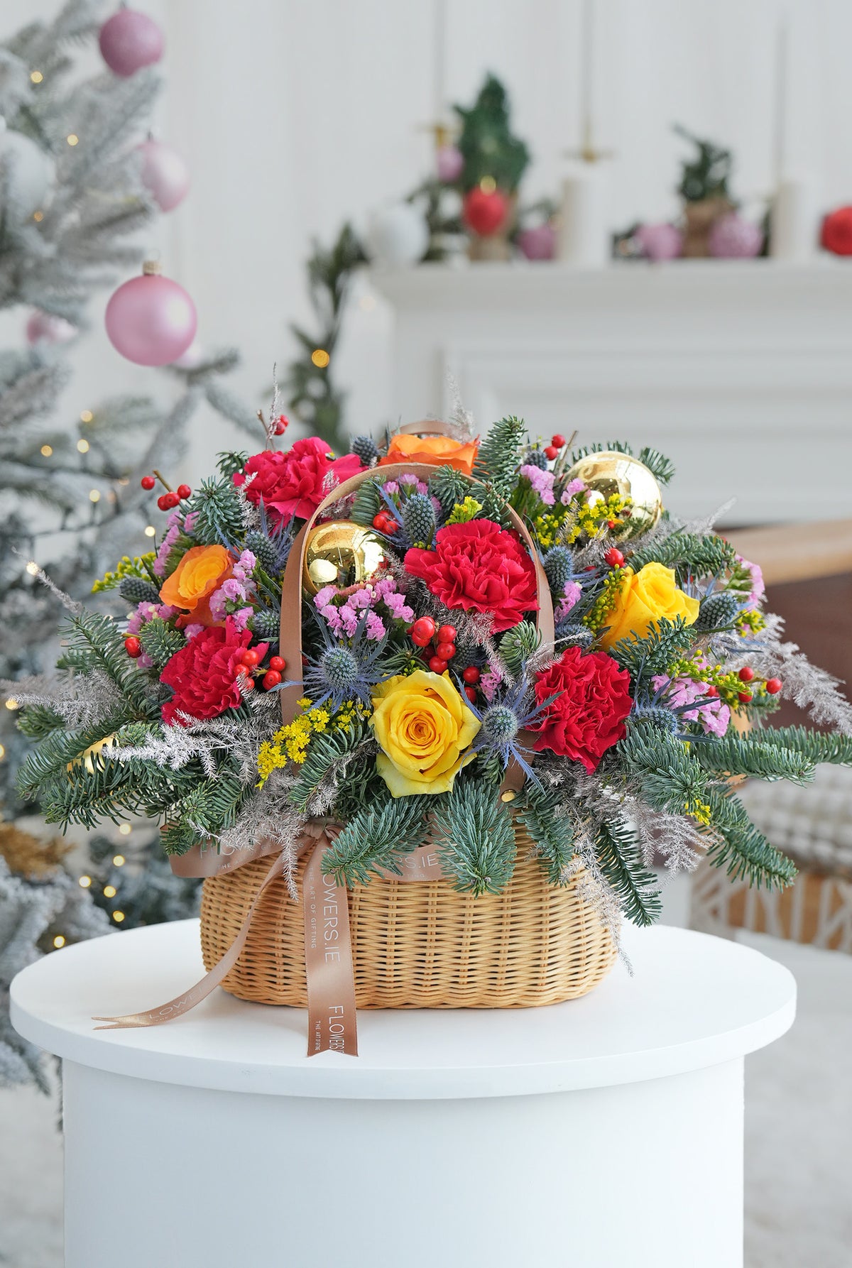 Vibrant Christmas - Basket