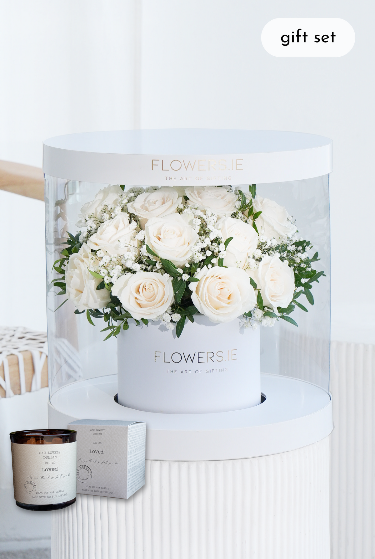 Premium White Rose - Hatbox