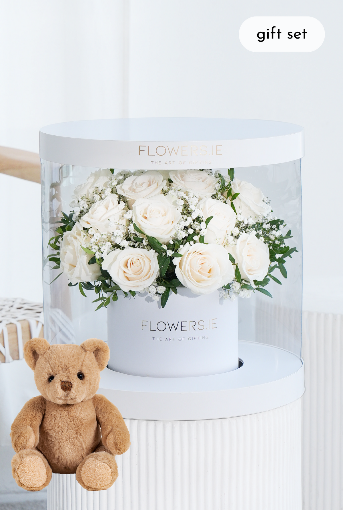 Premium White Rose - Hatbox