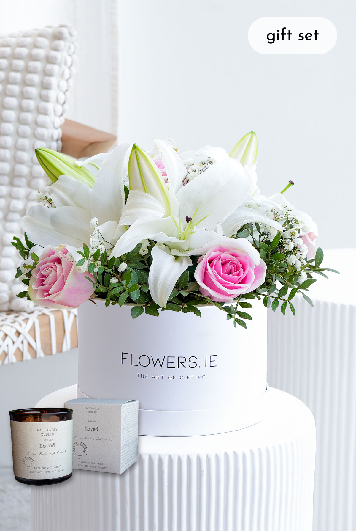 Pink Roses and White Lily - Hatbox