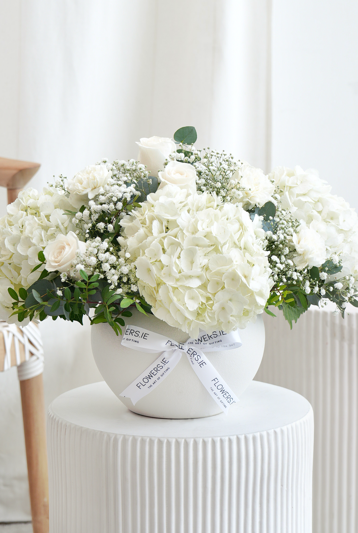 Birthday Perfect White - Arrangement