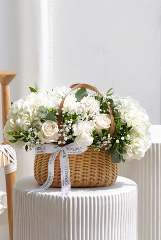 Easter Perfect White - Basket