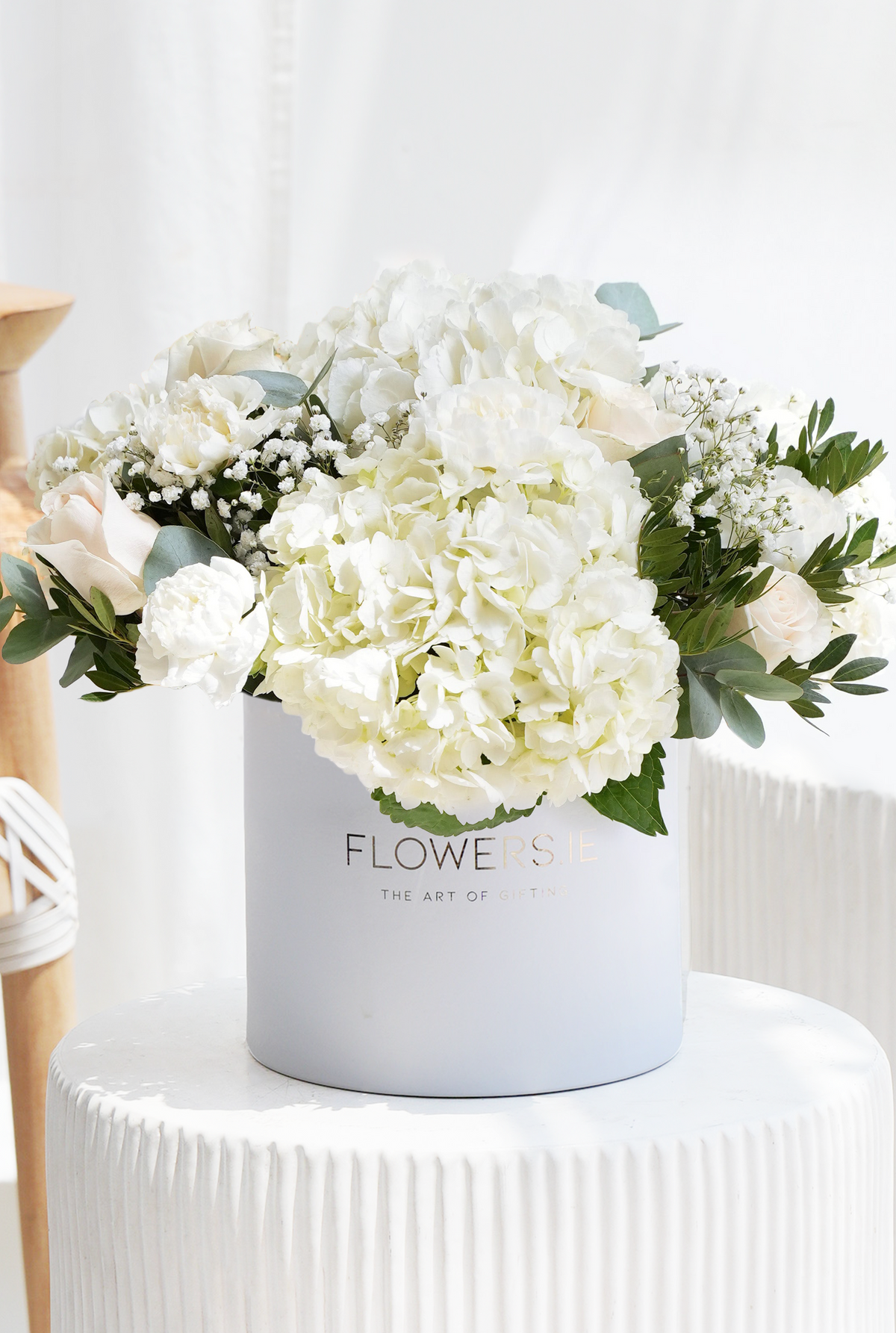 Perfect White - Hatbox