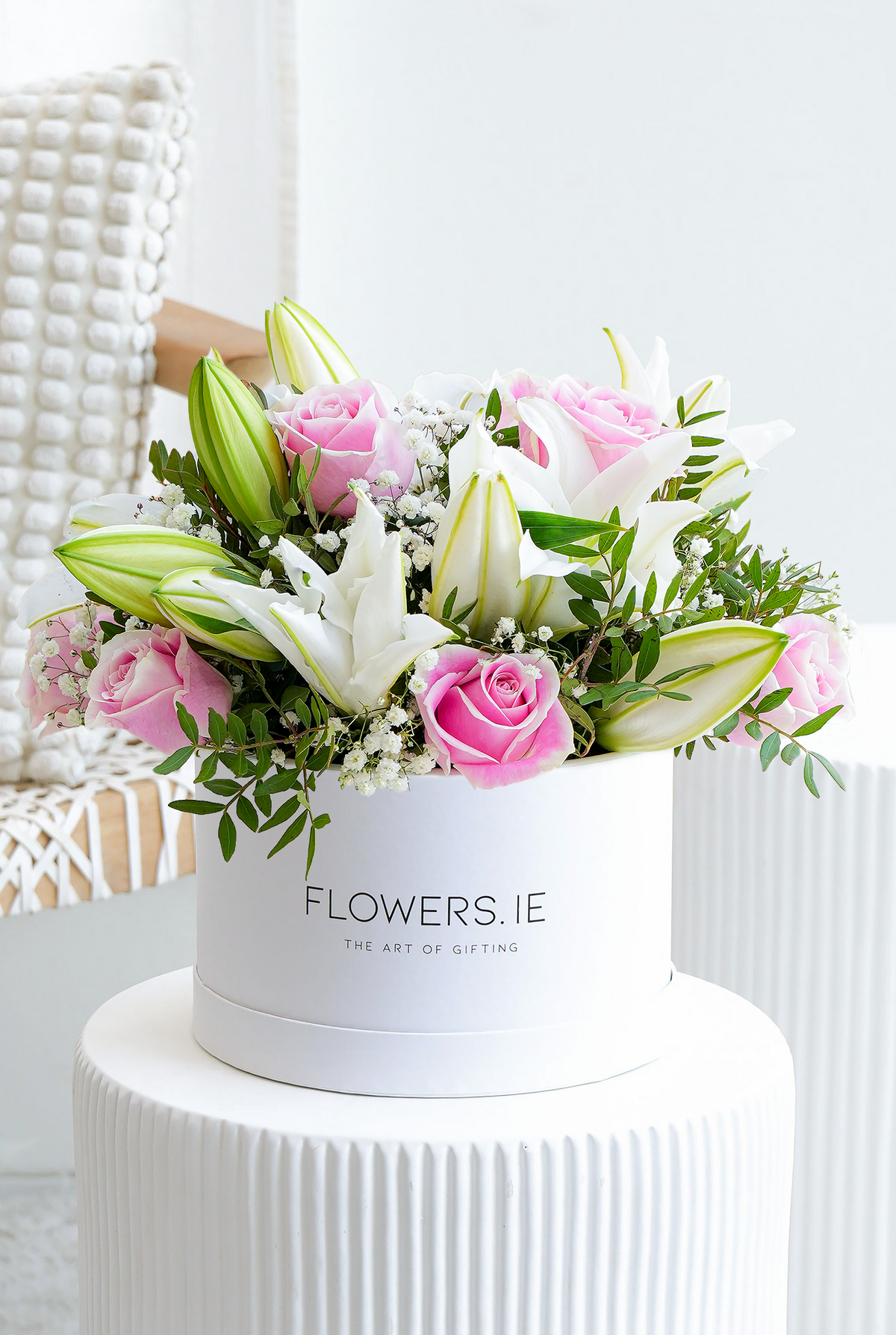 Pink Roses and White Lily - Hatbox