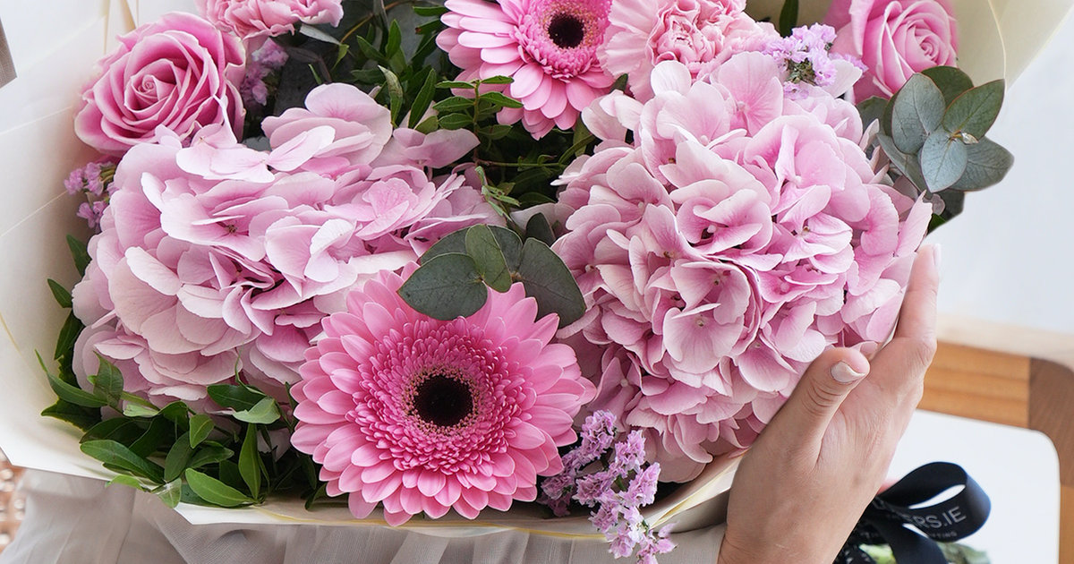 Std Pretty Pretty Pink - Handtied | IE Delivery– Flowers.ie
