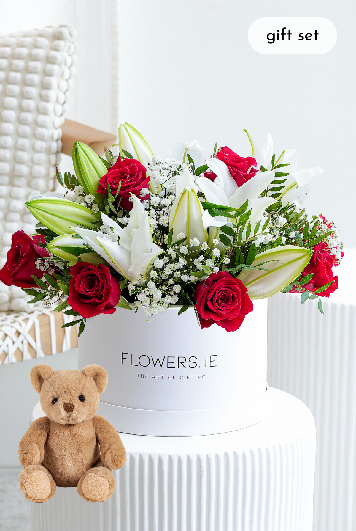 Red Roses and White Lily - Hatbox