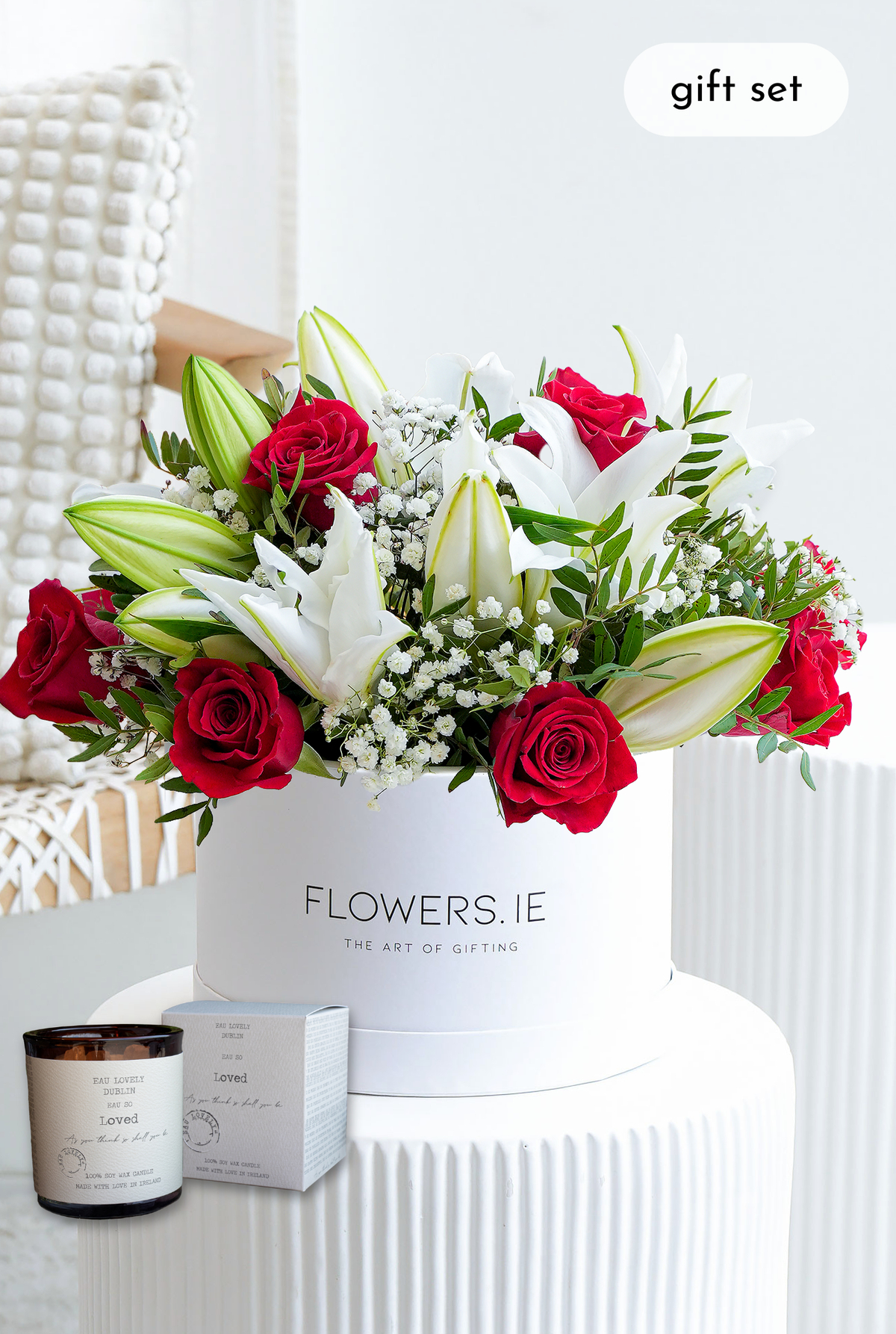 Red Roses and White Lily - Hatbox