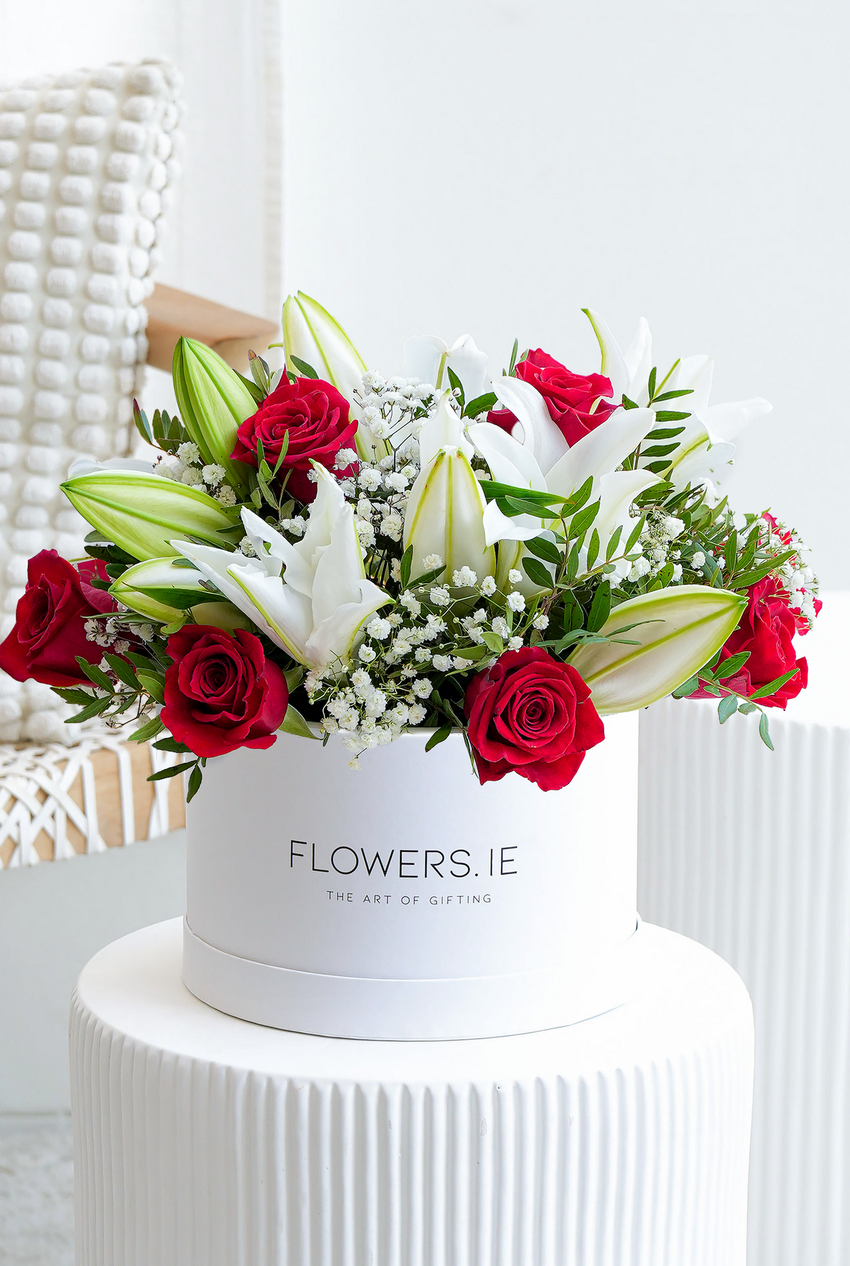 Red Roses and White Lily - Hatbox