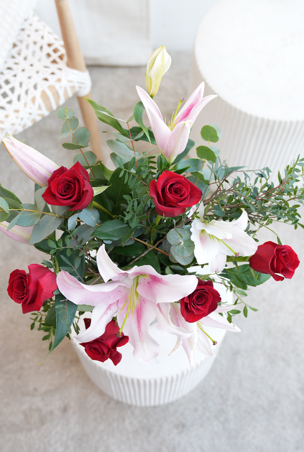 Mother&#39;s Day Romantic Red Roses and Pink Lily - Vase