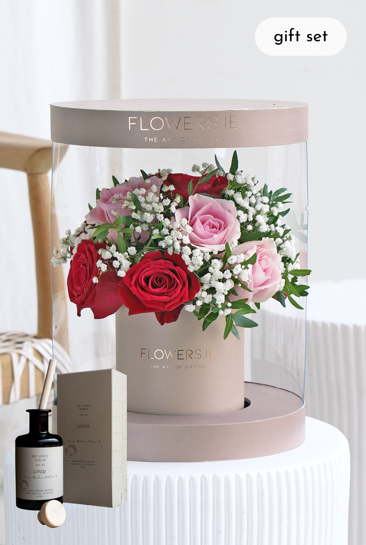 Valentine Premium Red and Pink Rose - Hatbox