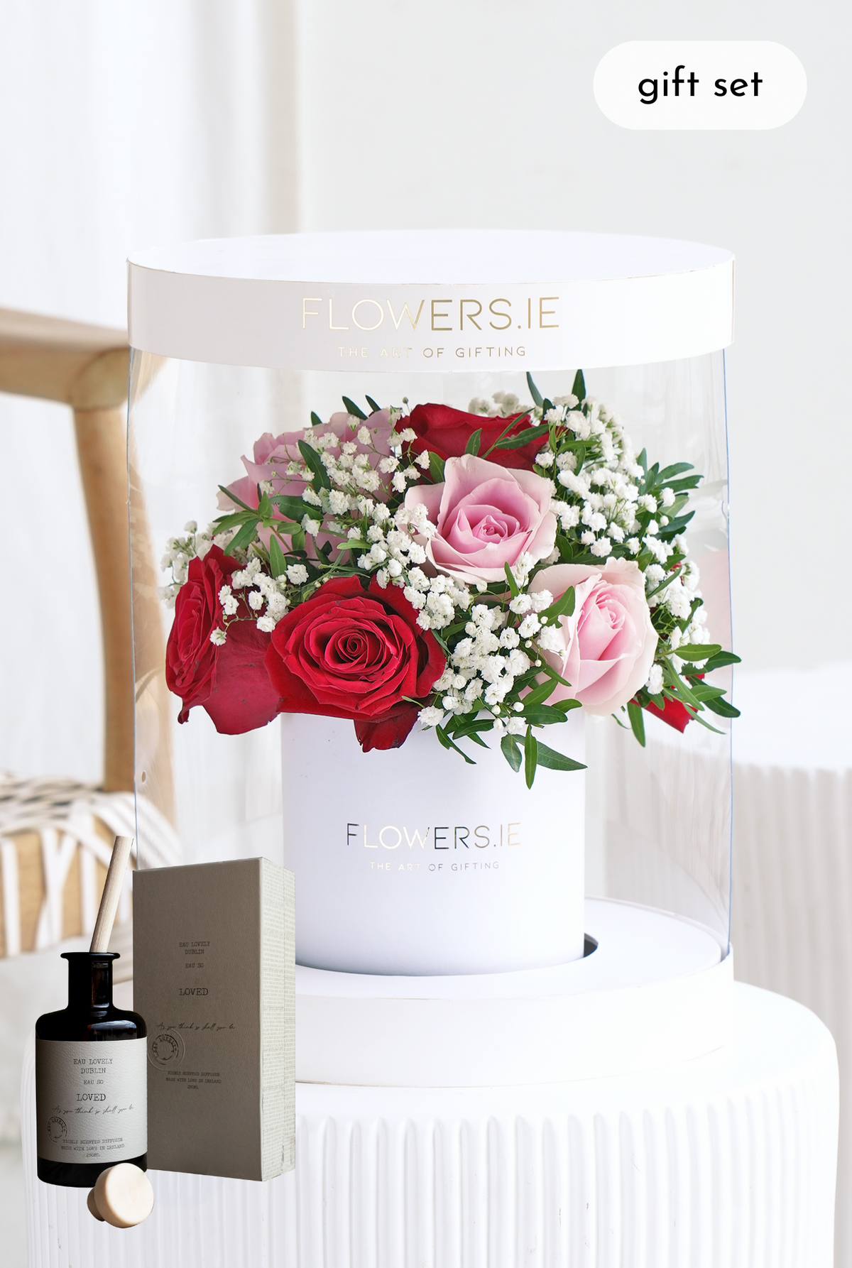 Valentine Premium Red and Pink Rose - Hatbox