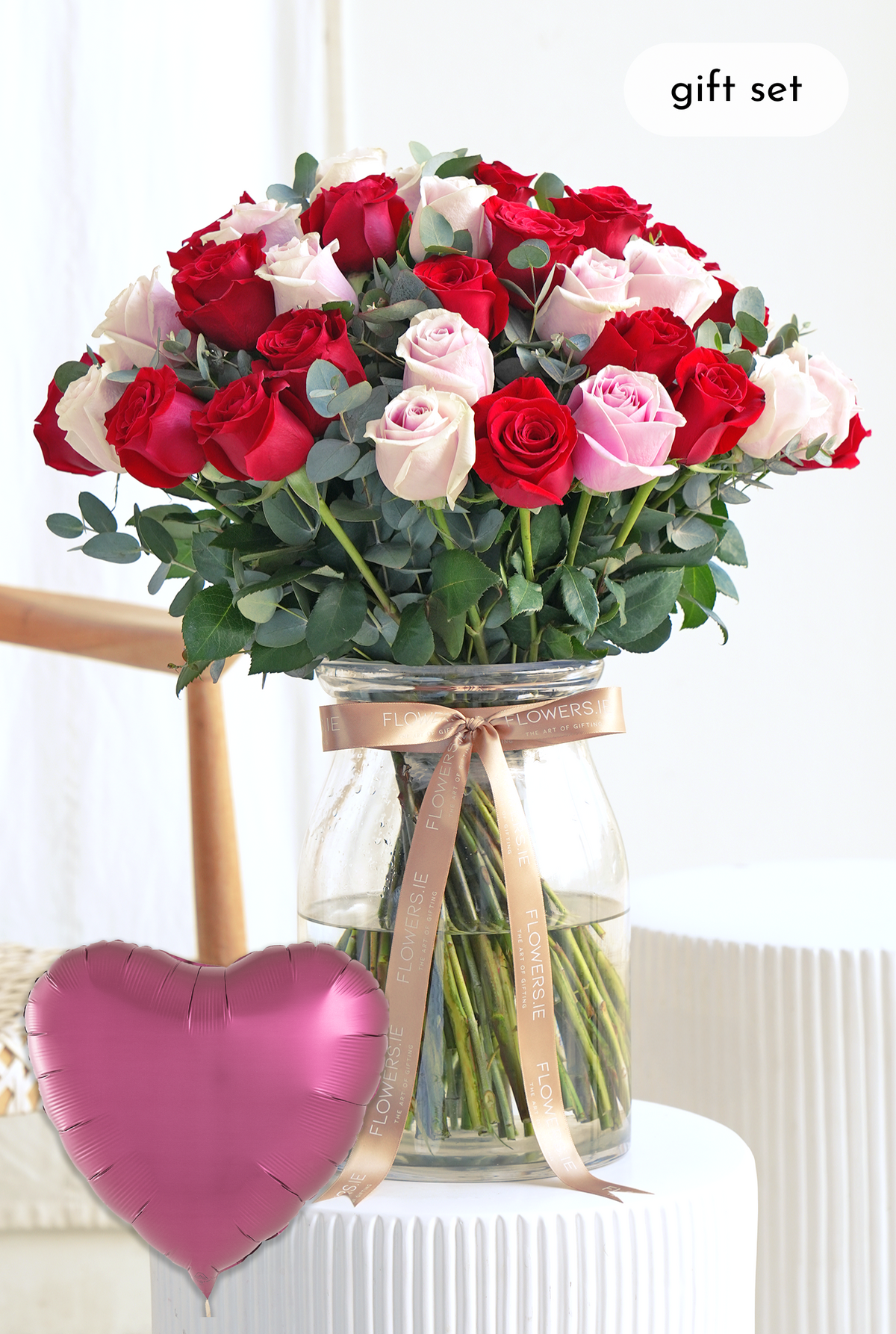 Valentine 50 Luxury Red and Pink Roses - Vase