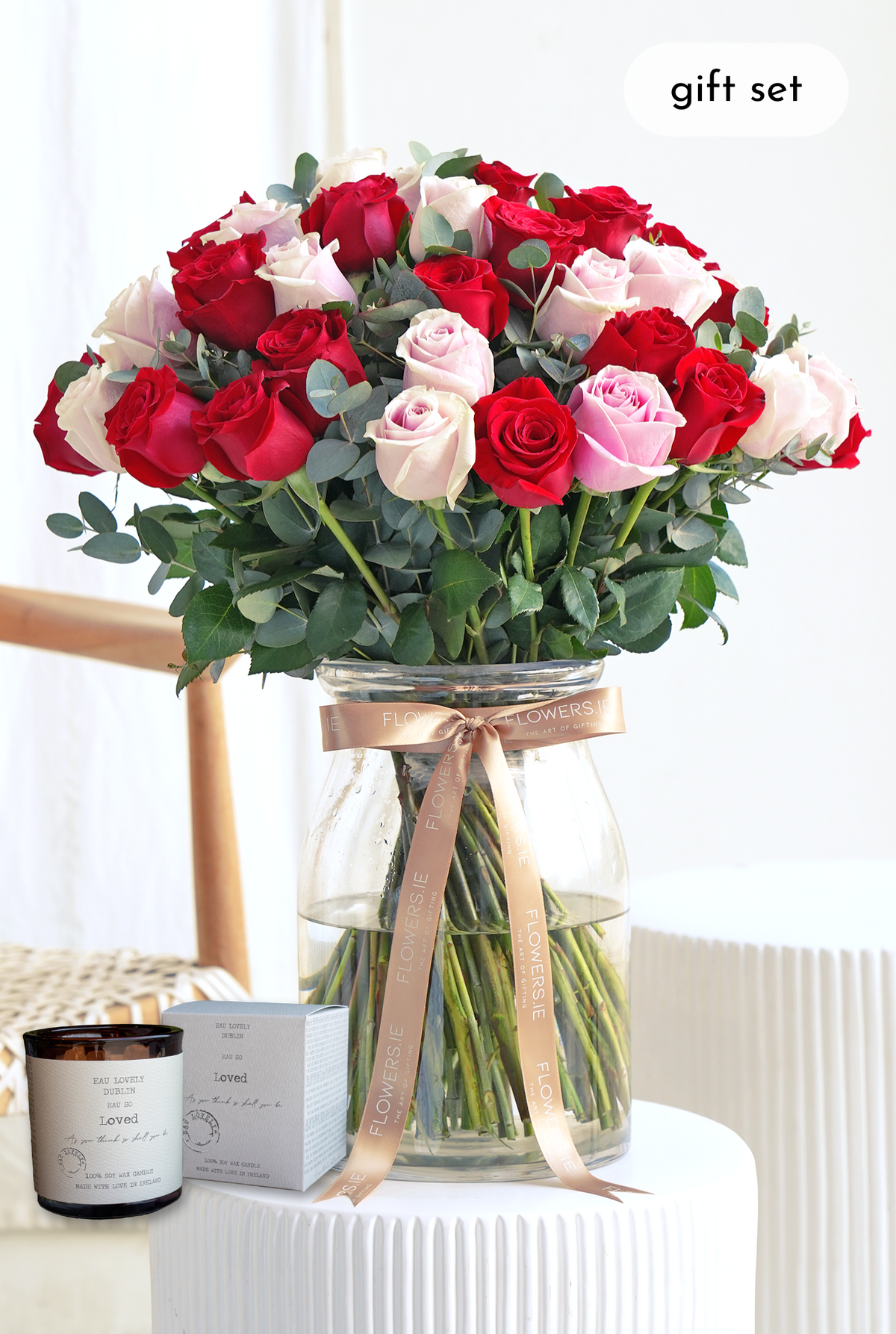 Valentine 50 Luxury Red and Pink Roses - Vase