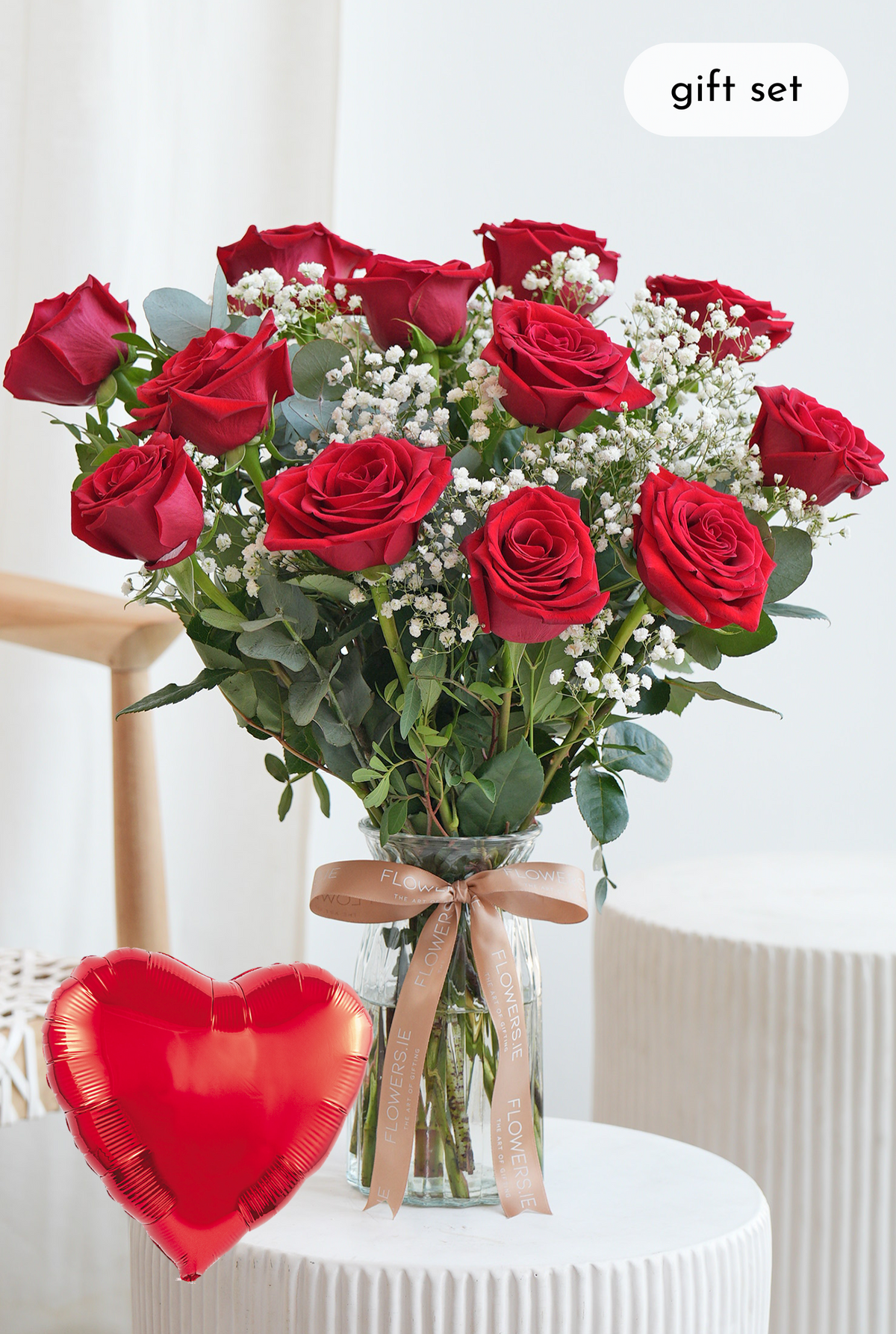 Valentine 12 Luxury Red Roses - Vase