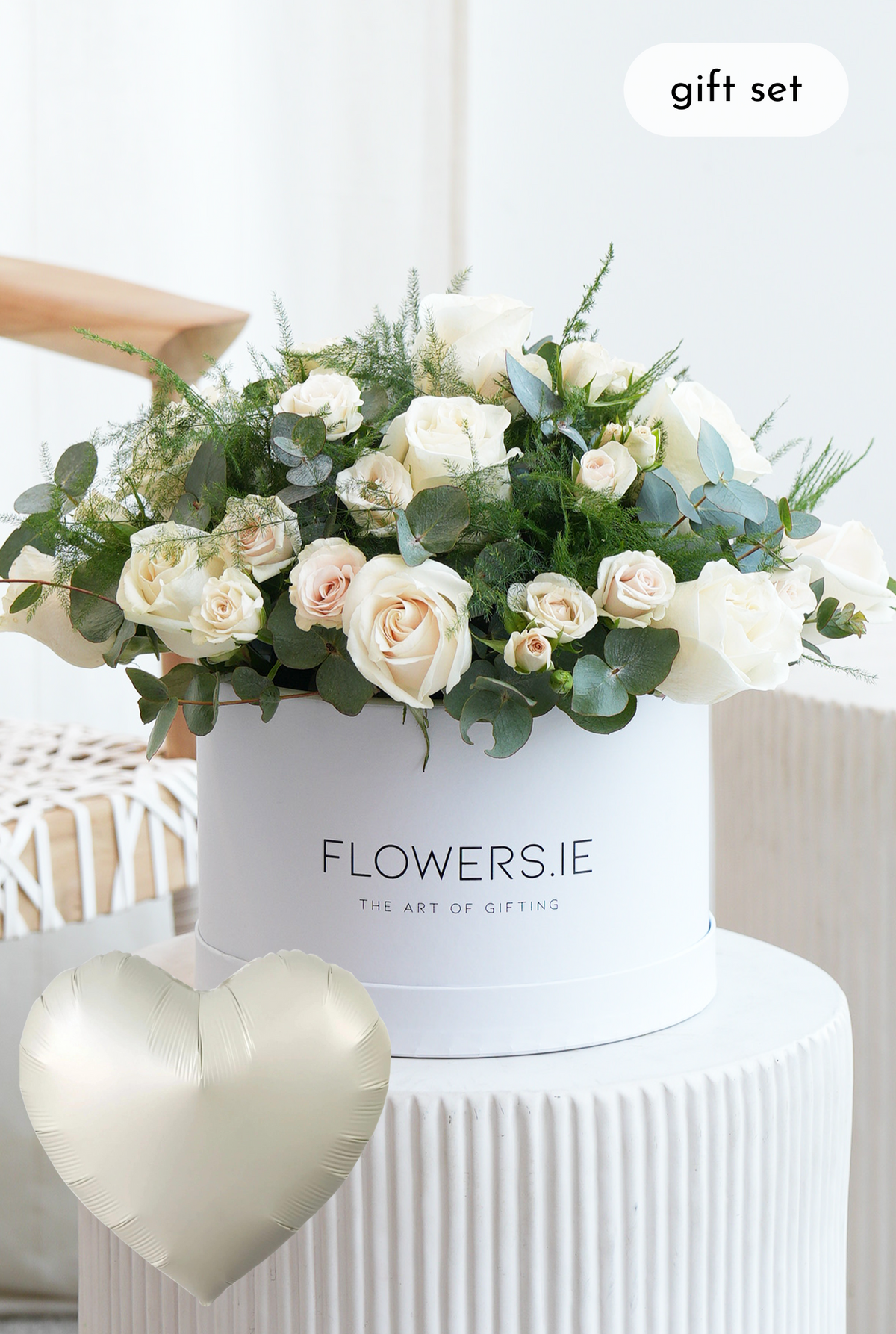 Valentine 12 Elegant White Roses - Hatbox