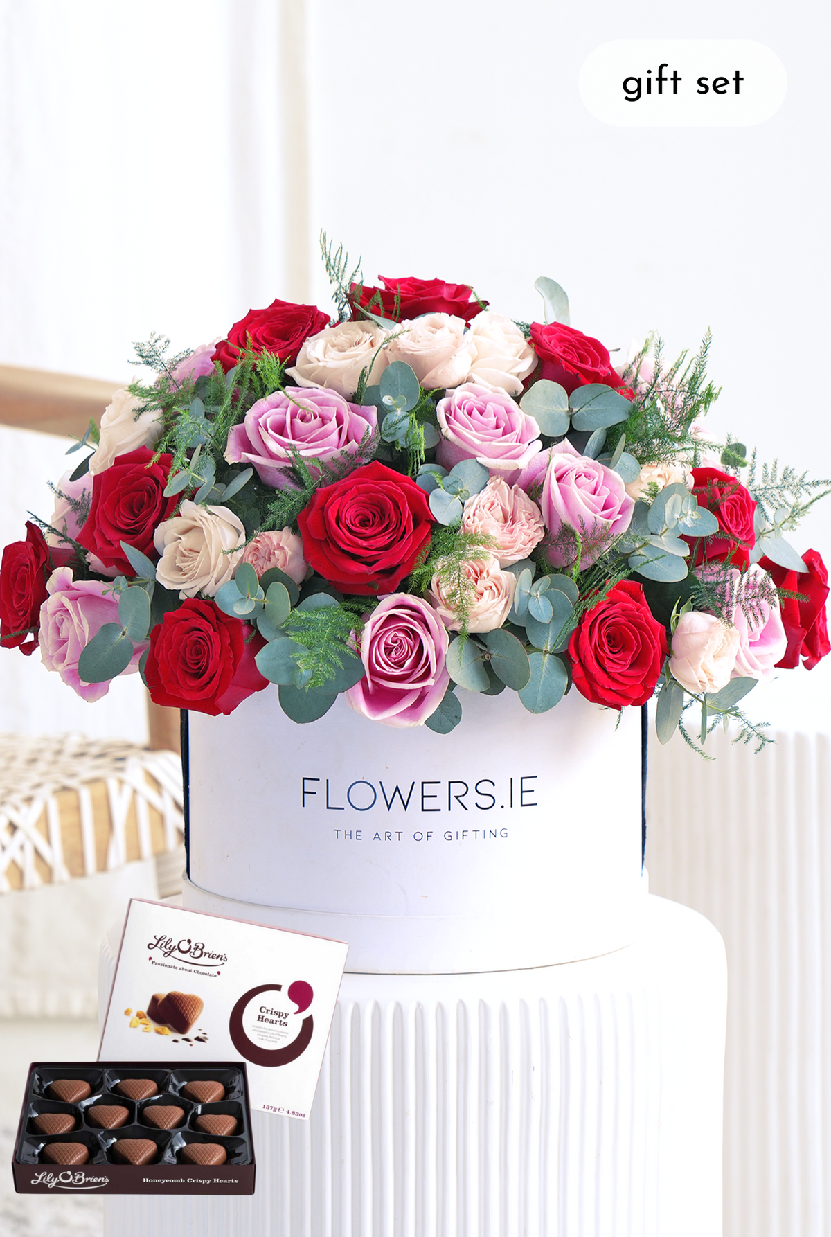 Valentine 24 Luxury Red and Pink Roses - Hatbox