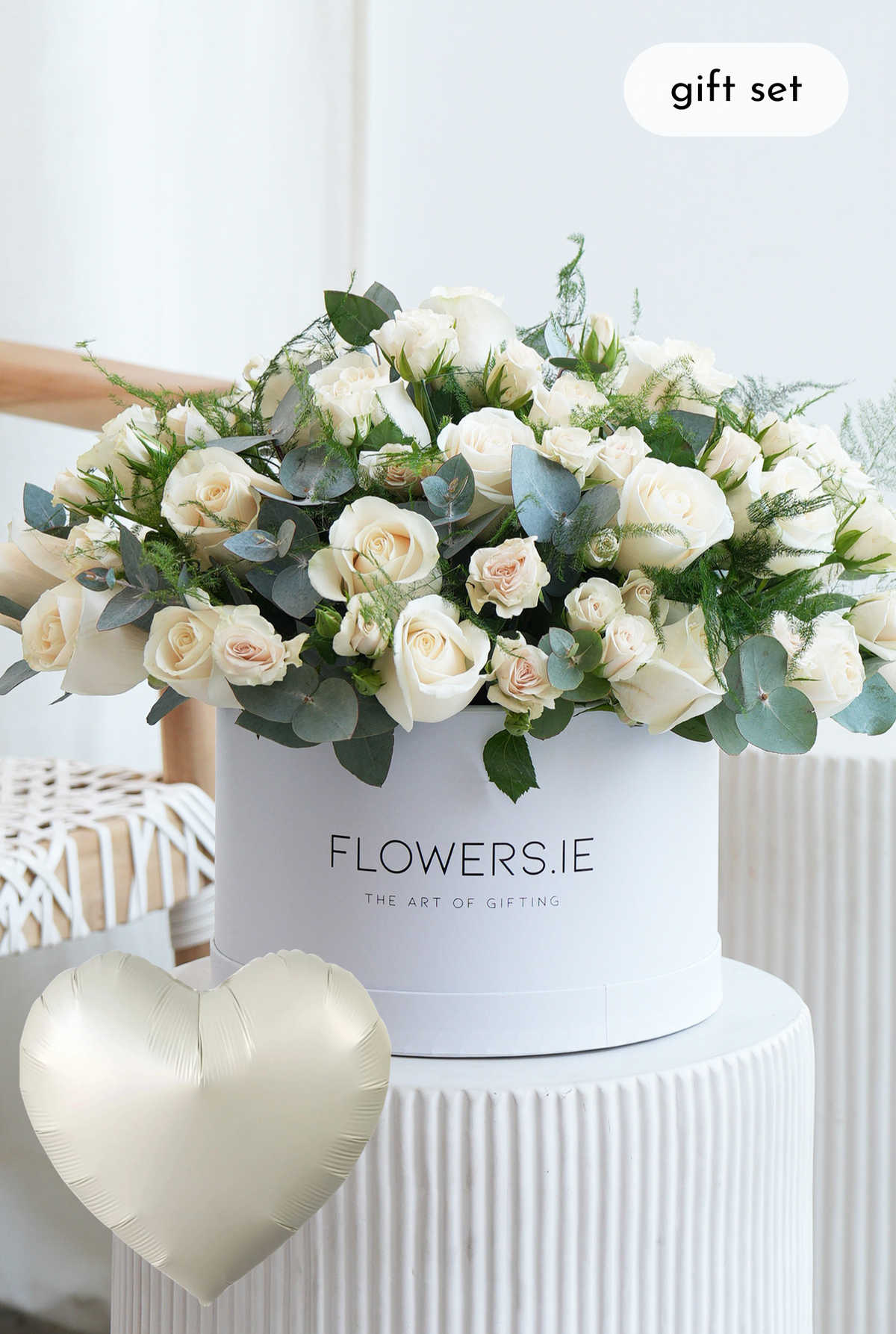 Valentine 24 Elegant White Roses - Hatbox