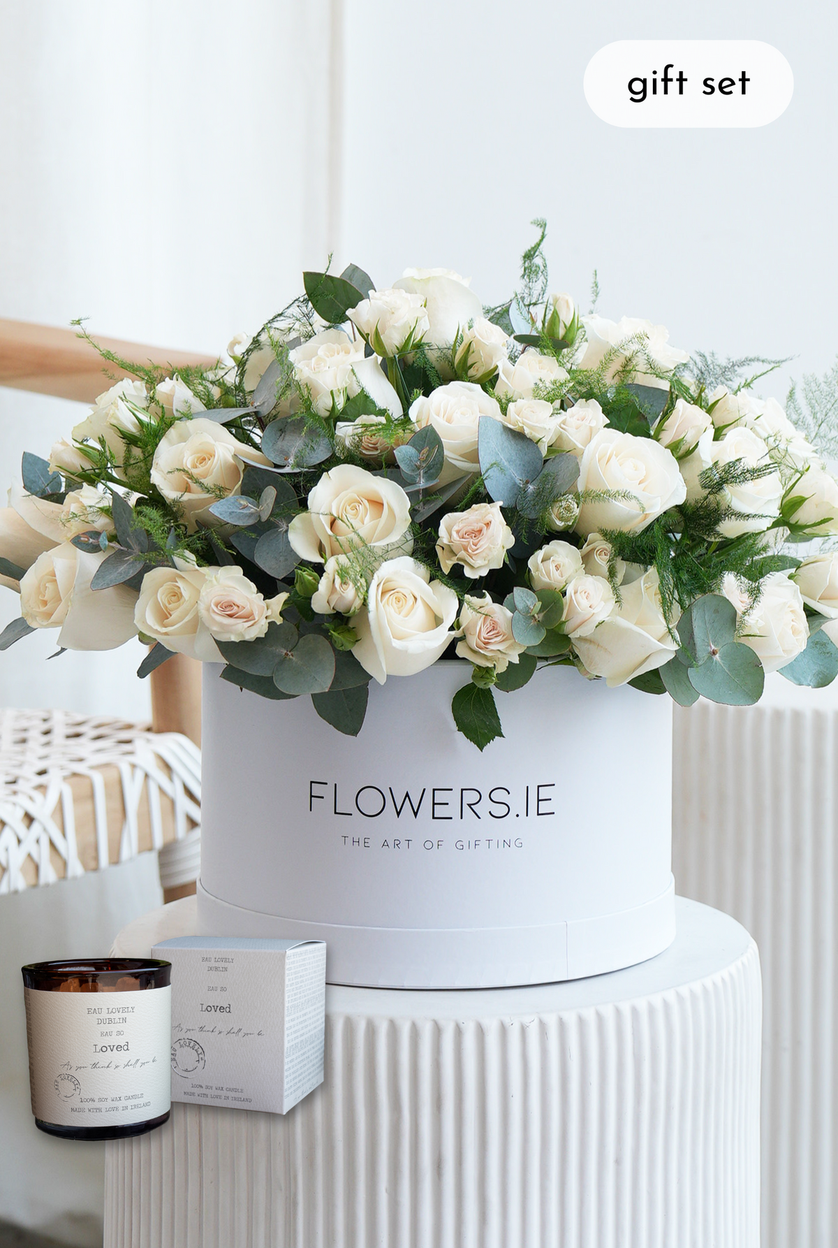 Valentine 24 Elegant White Roses - Hatbox