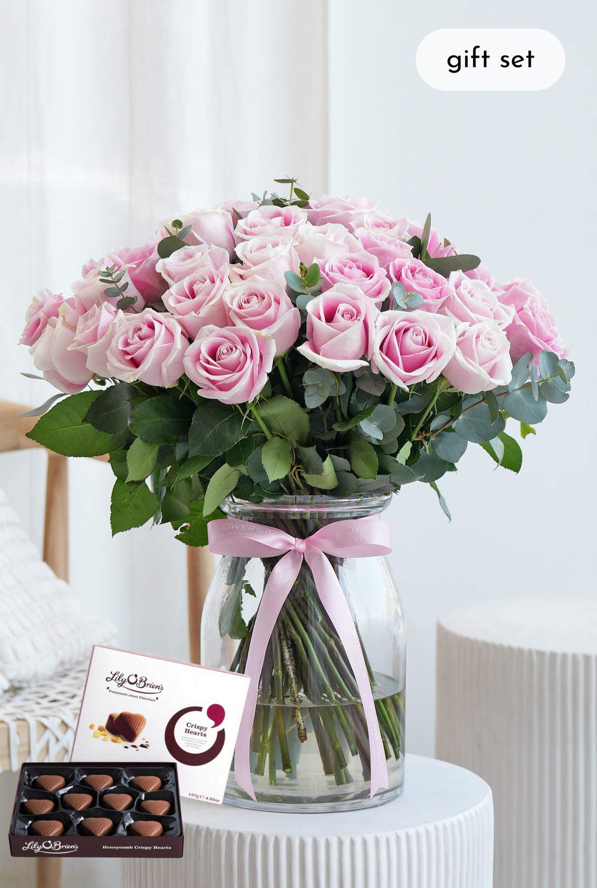 Valentine 50 Pretty Pink Roses Supreme - Vase