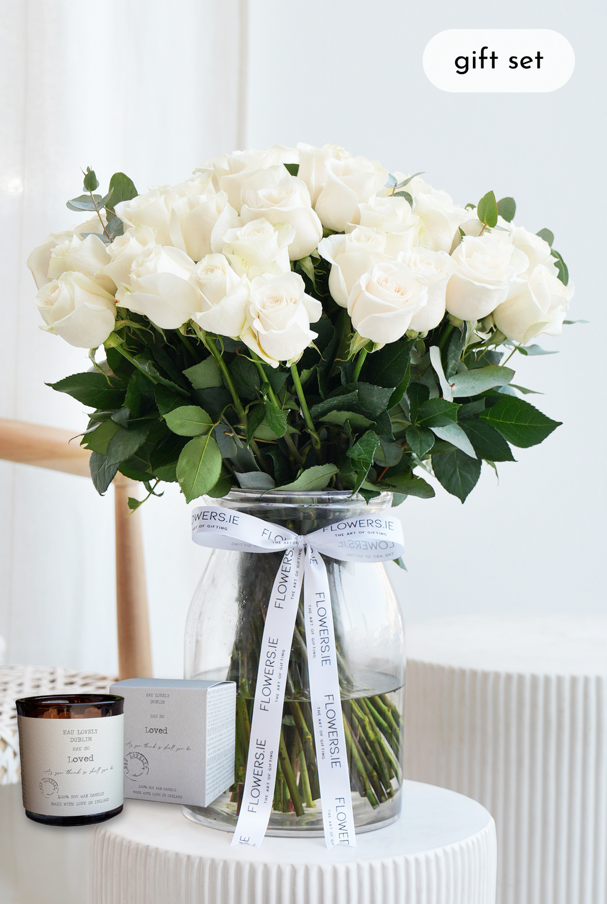 Valentine 50 White Roses Supreme - Vase