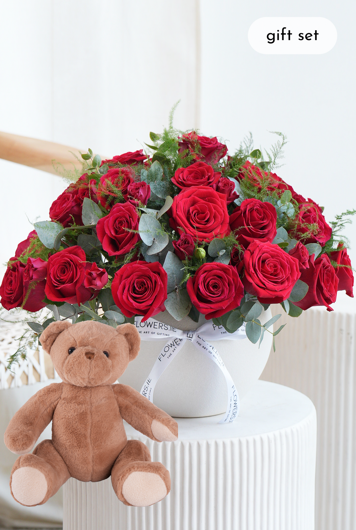 Valentine 24 Red Roses - Luxury Arrangement