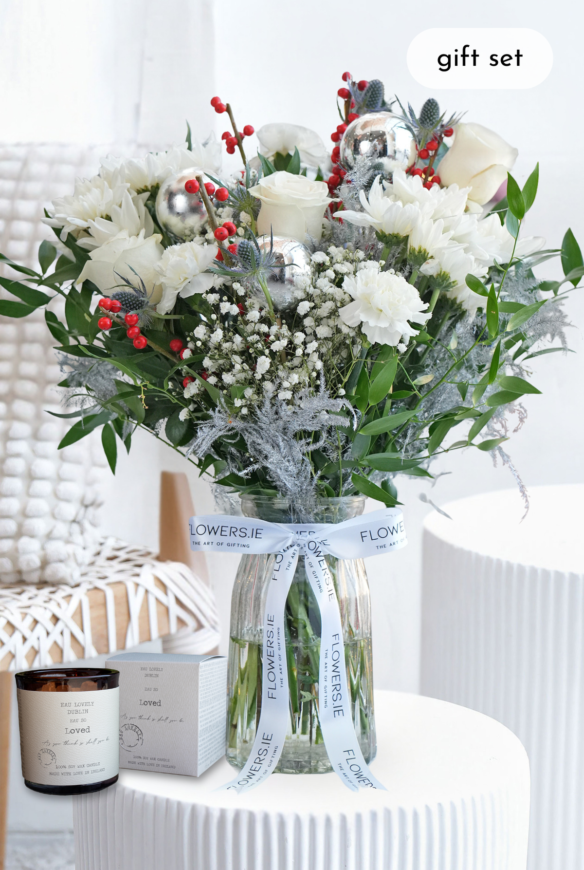 Perfect White Christmas - Vase with Candle