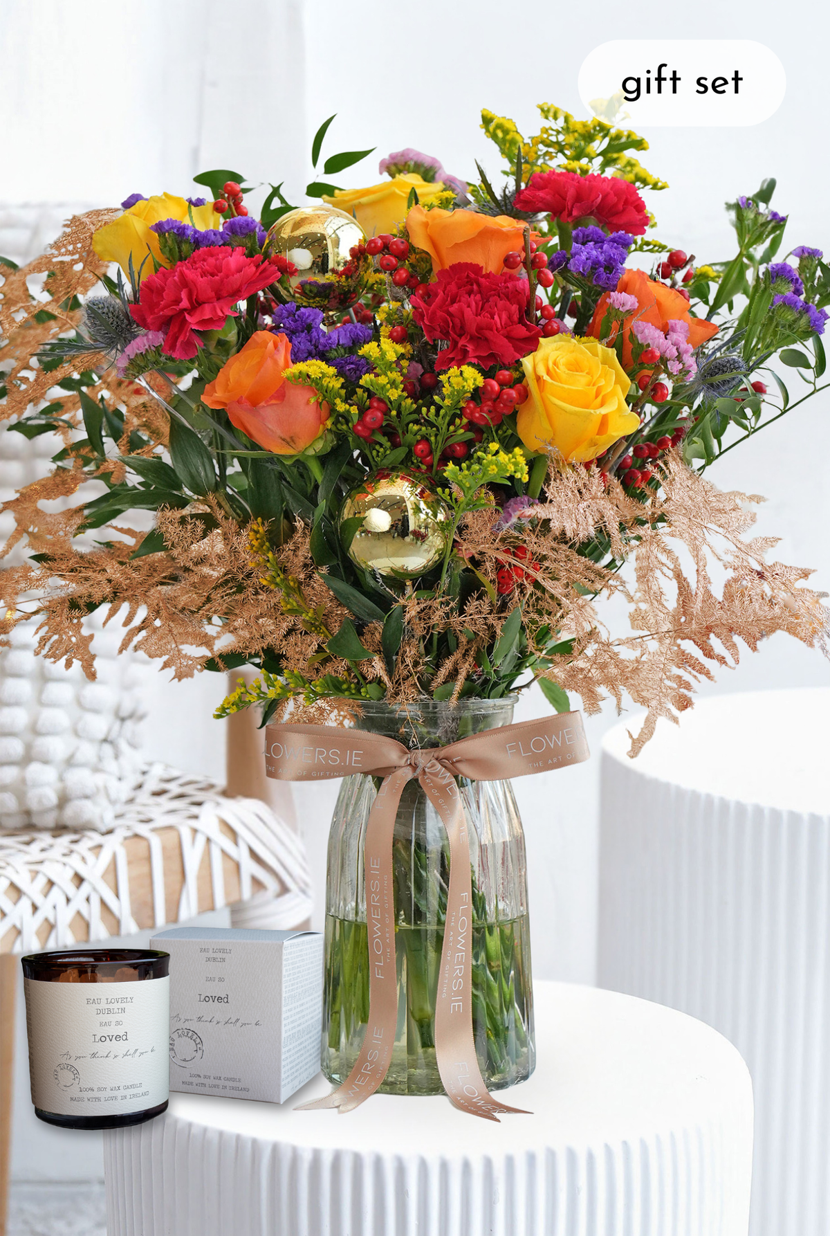 Vibrant Christmas - Vase with Candle