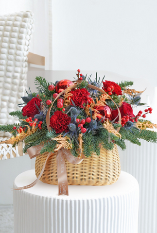 Festive Christmas - Basket