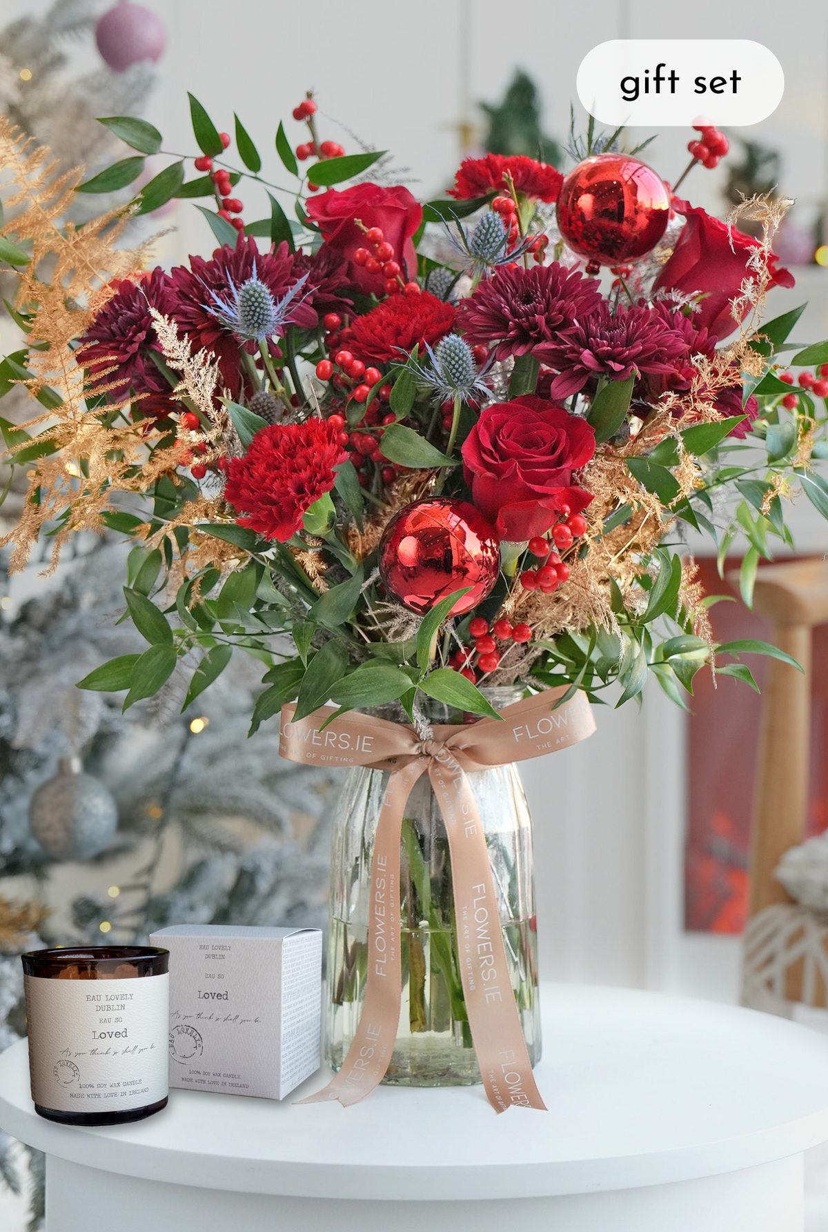 Festive Christmas - Vase with Candle